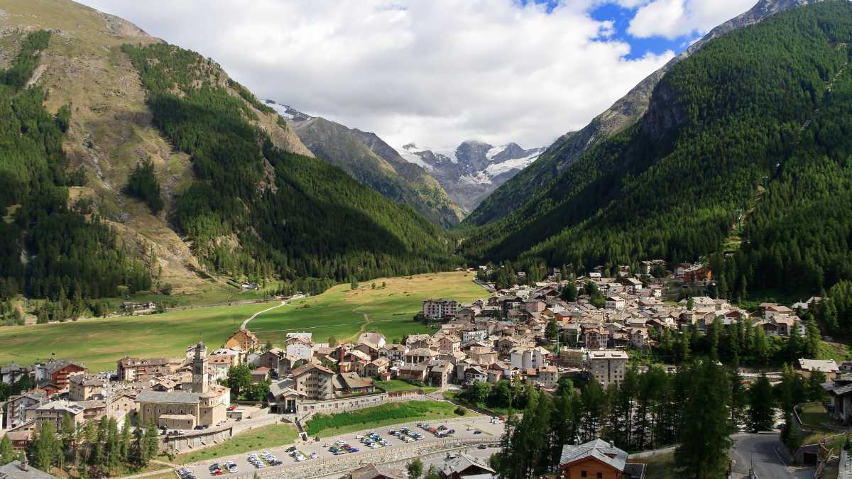 Come Arrivare a Cogne: La Porta del Gran Paradiso